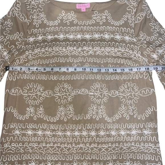 EUC Lilly Pulitzer Yasmine Embroidered Neutral Cotton Tunic Top in Tan Size 12 - Picture 6 of 7